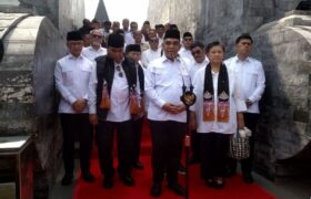Ketua MPR Kunjungi Makam Bung Karno, Tegaskan Pentingnya Menjaga Persatuan Bangsa di Bulan Kemerdekaan